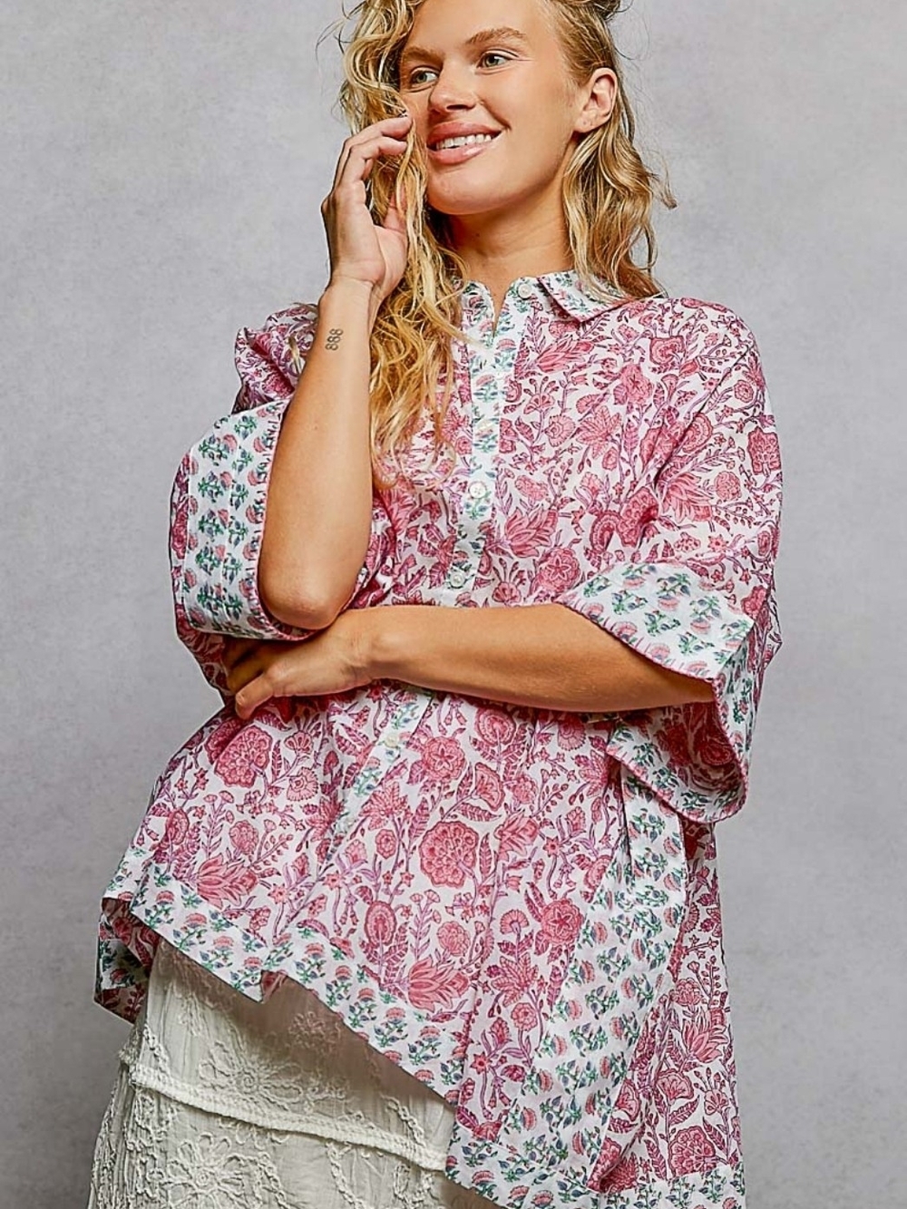 NEW!!! POL Women's Pink Floral Button-Front Top, NWT